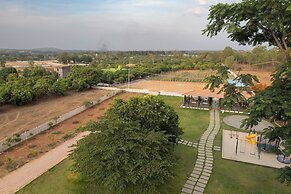 Alphanso Stays by Stayjade