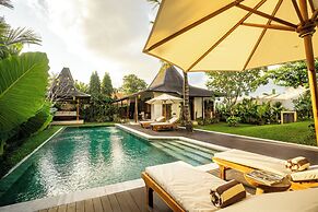Villa Tropical Svasti by Nakula