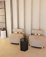 White Season Hotel