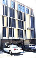White Season Hotel