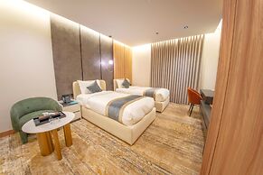 White Season Hotel