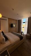 White Season Hotel