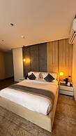 White Season Hotel