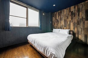 SILK COURT 301