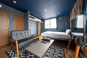 SILK COURT 301