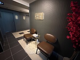 THE ONE HOTEL