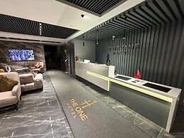 THE ONE HOTEL