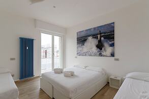 Spacious flat with Balcony