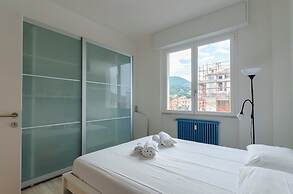 Spacious flat with Balcony