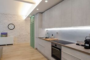 Spacious flat with Balcony