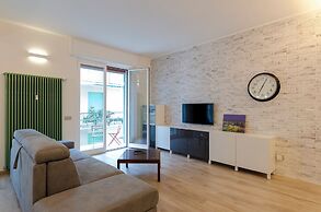 Spacious flat with Balcony