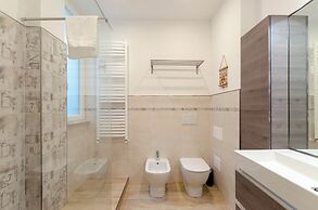 Spacious flat with Balcony