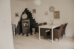 Gästehaus & Stall-Loft