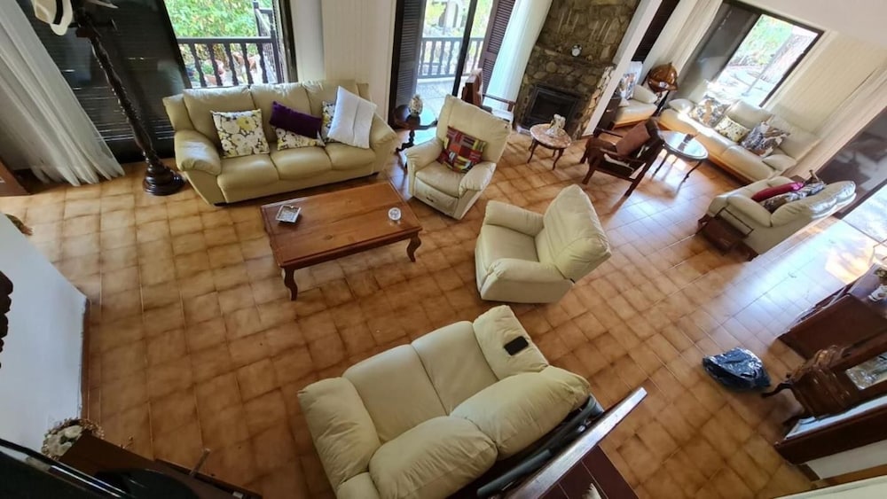 Charming Villa in Moniatis, Cyprus - Private Pool & Garden