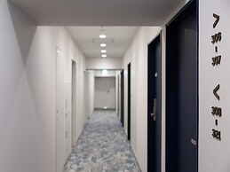 BRACKETS HOTEL Osaka Hommachi