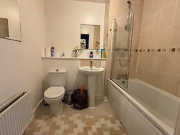 1 Bed Flat - Sleeps 4 - Pets - Parking - Wifi
