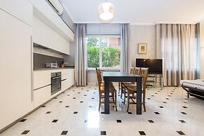Spacious flat with Balcony