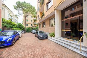 Spacious flat with Balcony