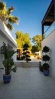 Taga Hotel