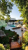 Taga Hotel