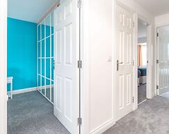 4BR Westlake Accommodation