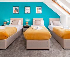 4BR Westlake Accommodation