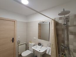 Sella Rooms