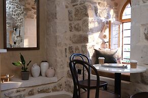 Kaia House