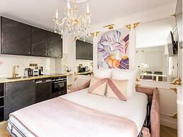 Merveil Luxury Suites - Bac I-II