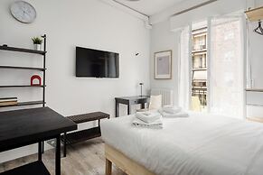 Stylish Studios near Subway