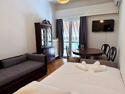 Neos Kosmos Family Apartment