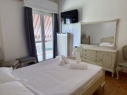 Neos Kosmos Family Apartment