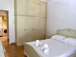 Neos Kosmos Family Apartment