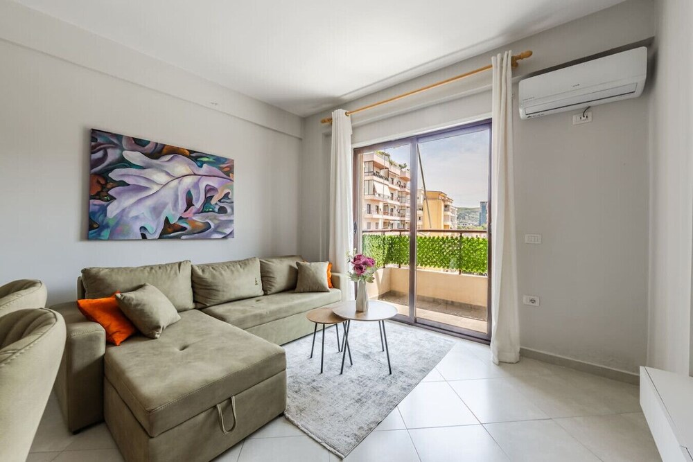 Elegant Stay in the City Center