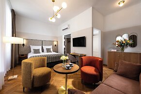 Palladian Hotel
