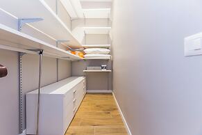 Chic apartments in Piazza Dante