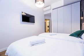 Chic apartments in Piazza Dante