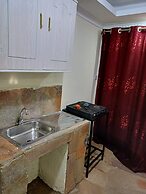 Hillbilly Bush Lodge