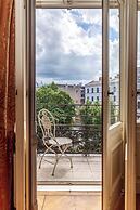 The Benjamin House - self check-in