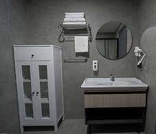 DEMEDERON HOTEL