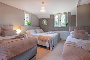Lower Shockerwick Lodge