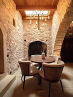 Santa Veneranda Suites by Checkin
