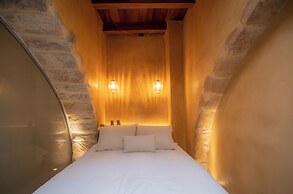 Santa Veneranda Suites by Checkin