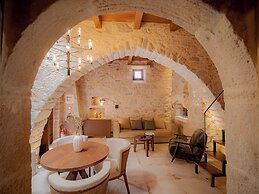 Santa Veneranda Suites by Checkin
