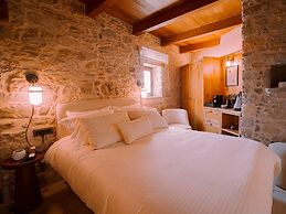 Santa Veneranda Suites by Checkin