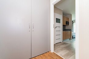 Amber Port 12B by Grand Apartments