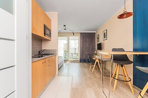 Amber Port 12B by Grand Apartments