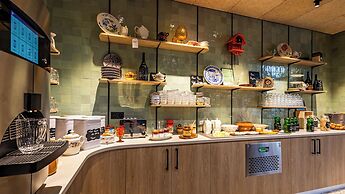 greet Hotel Reims Tinqueux