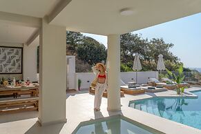 Luxurious Villa Selestine - With Private Pool