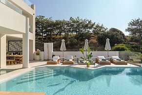 Luxurious Villa Selestine - With Private Pool